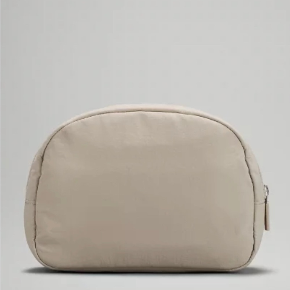 Lululemon Double-Zip Pouch NWT😎Summer Special - Picture 4 of 6